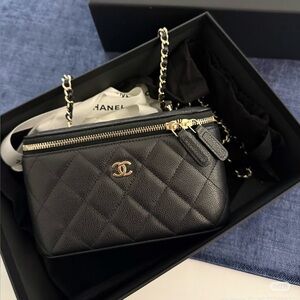 Chanel Black Quilted Vanity Case Year 2026